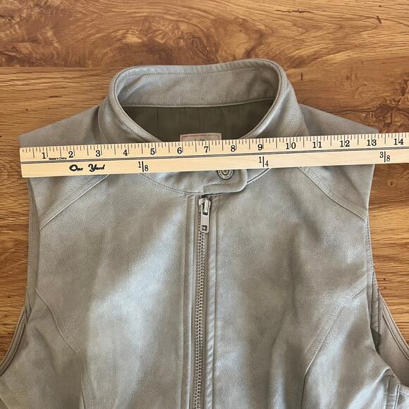 We The Free Sweeney Vegan Leather Vest Size S - Picture 10 of 12